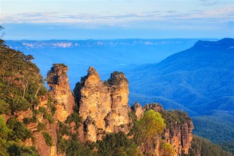 Blue moutain - But in the Blue Mountains, an estimated 90 per cent of rental listings are being advertised as short term accommodation, according to Blue Mountains Council.
